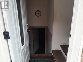 Building Photo - 48 Squire Dr