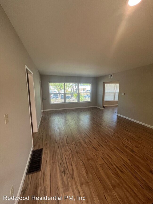 Foto del edificio - 3 br, 2 bath House - 1070 Vallejo Street