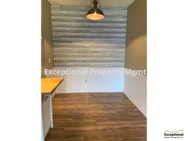 Foto del edificio - 2 Bedroom 2 Bath Condo! Holiday Season Spe...