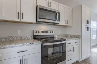 Building Photo - 20855 R Ct