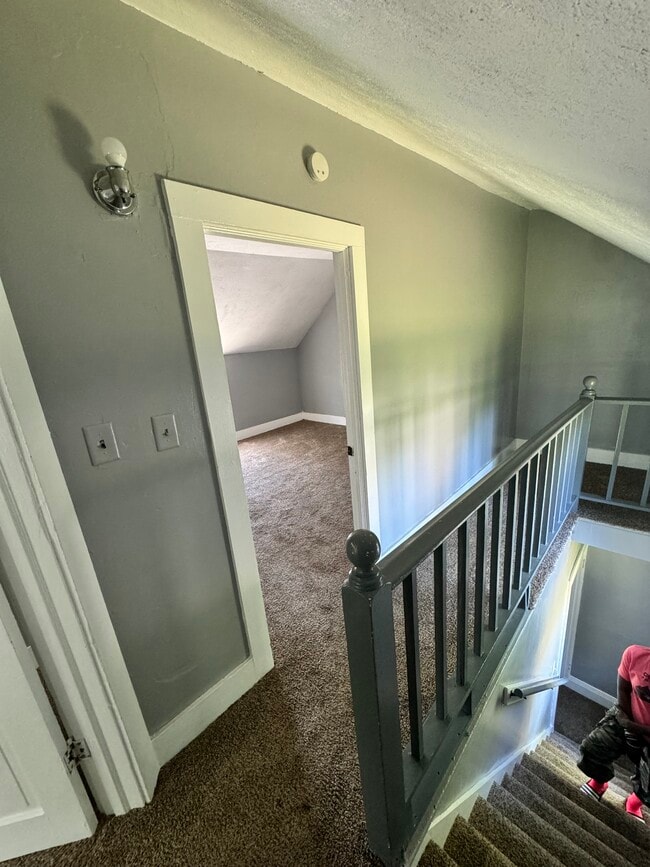 Building Photo - 1509 Krau St