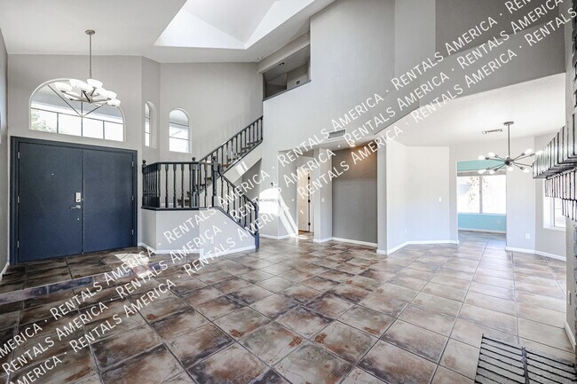 Building Photo - 3834 E Tanglewood Dr