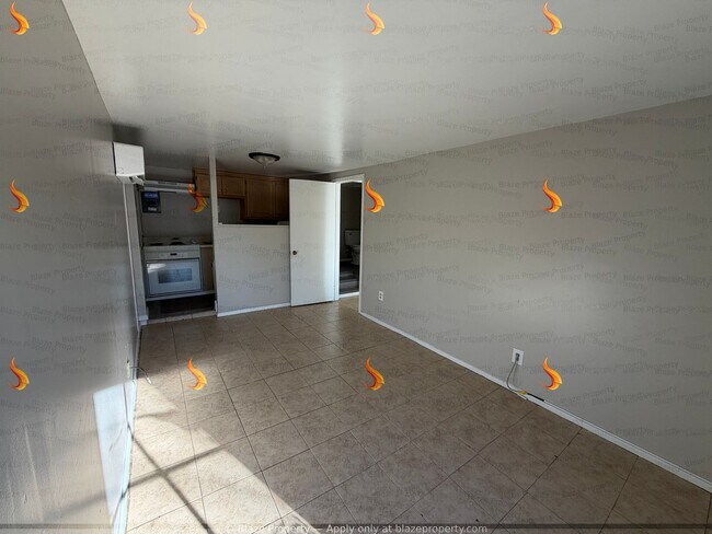 Foto del edificio - 3001 Curtis Dr