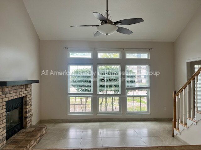 Building Photo - 366 Canterbury Cir NW