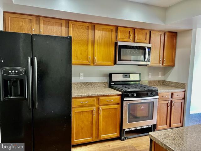Foto del edificio - 3855 Waythorn Pl
