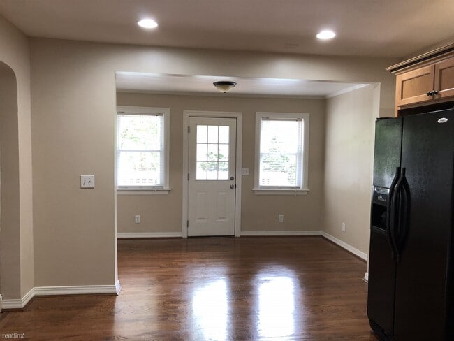 Building Photo - 3 br, 2 bath Duplex - 7385 Yankee Street
