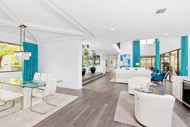 Building Photo - 2906 Polo Island Dr
