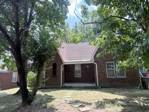 Building Photo - 1410 Calvin Ave