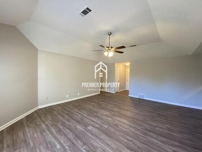 Building Photo - 6024 Chadwell Rd