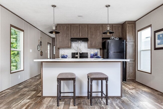 Building Photo - Golden Pebble Estates