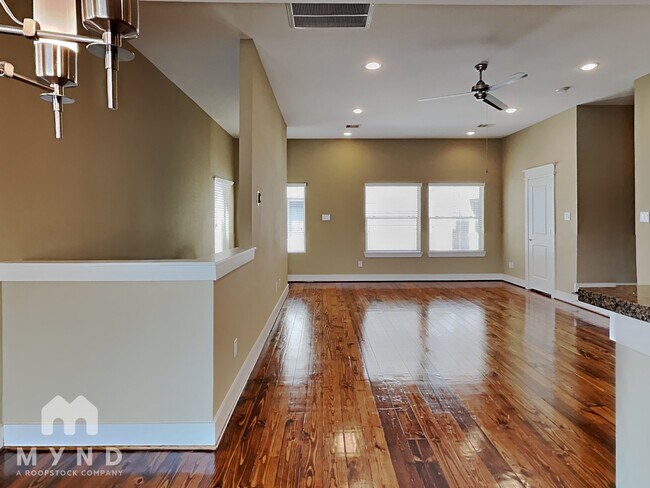 Foto del edificio - 1508 Crockett St