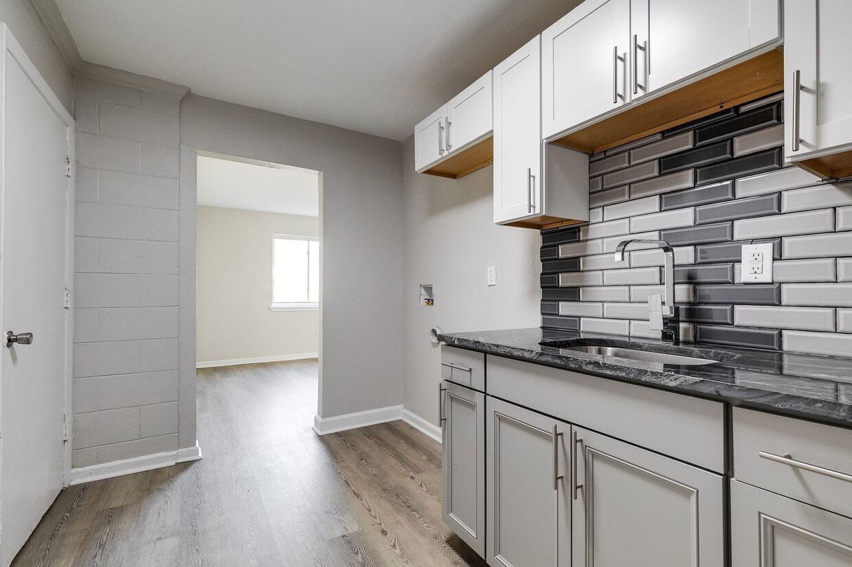 Foto principal - 1907 Whitcomb St