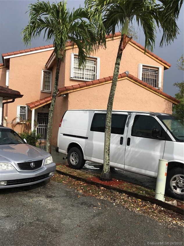 Foto principal - 13203 SW 10th Terrace