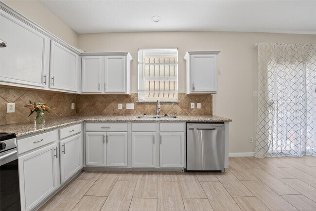 Foto del edificio - 8118 Barnes Ridge Ln