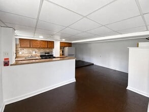 Building Photo - 7939 Pickering Ave