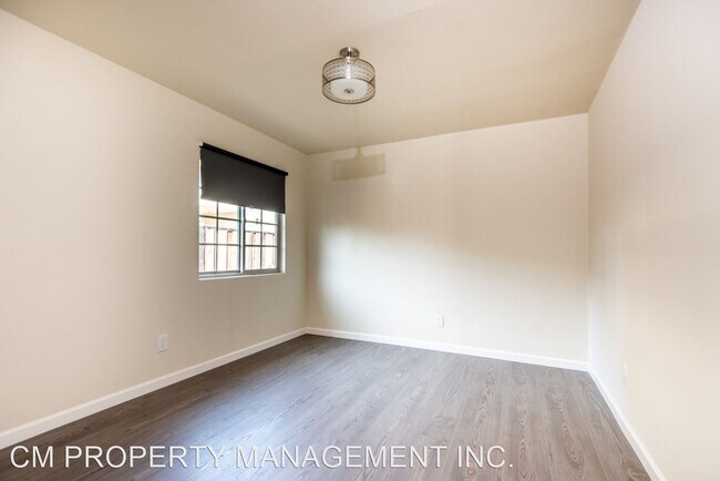 Foto del edificio - 2 br, 2 bath House - 334 Escuela Avenue