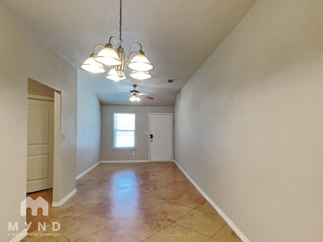 Building Photo - 236 Walnut Bend Rd