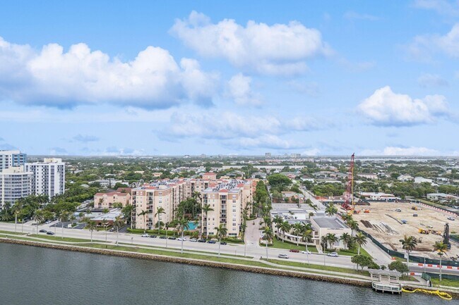 Foto del edificio - 1801 N Flagler Dr