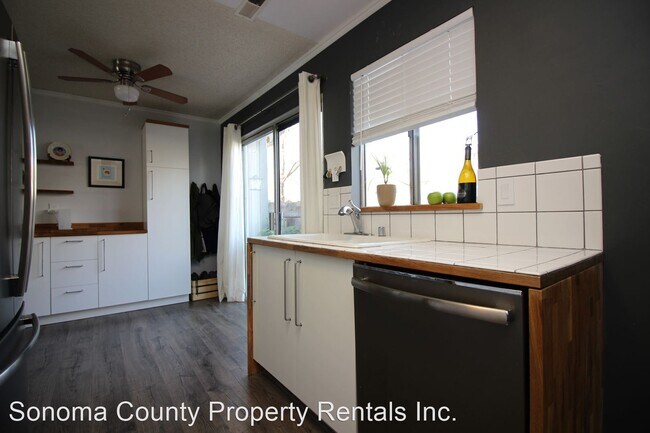 Foto del edificio - 2 br, 1.5 bath House - 380 Gate Way