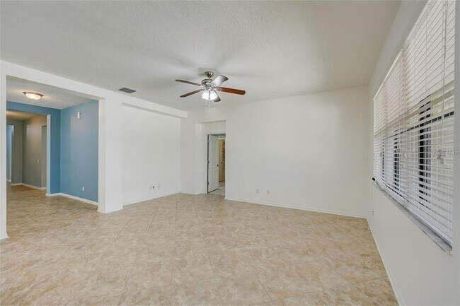 Building Photo - 11710 Albatross Ln