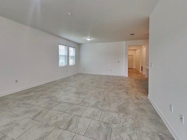 Foto del edificio - 1609 Sourwood Dr