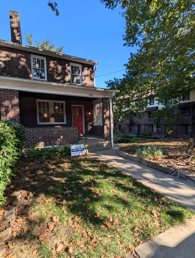 Building Photo - 2 Bedroom 1 Bathroom Single Family Home (R...
