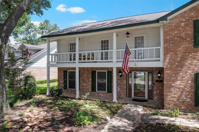 Foto del edificio - 8114 Coolshire Ln