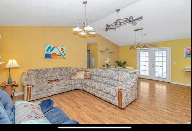 Building Photo - 1644 Stuart Square Cir