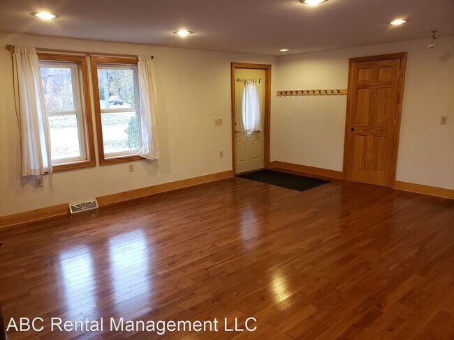 Foto del edificio - 2 br, 1 bath Apartment - 601 Garfield Ave