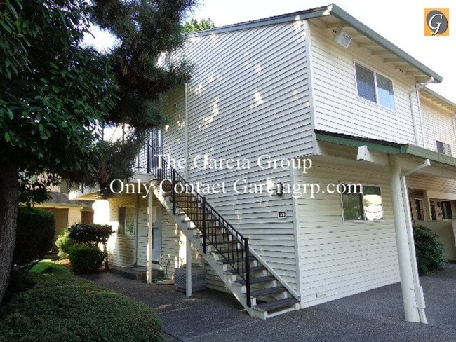 Building Photo - Great 1 bedroom on Hayden Island! Rent inc...