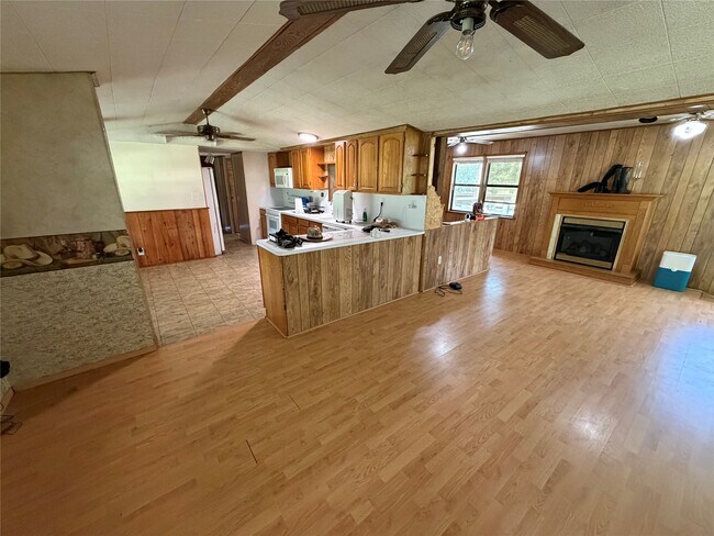 Building Photo - 6335 Private Rd 4030