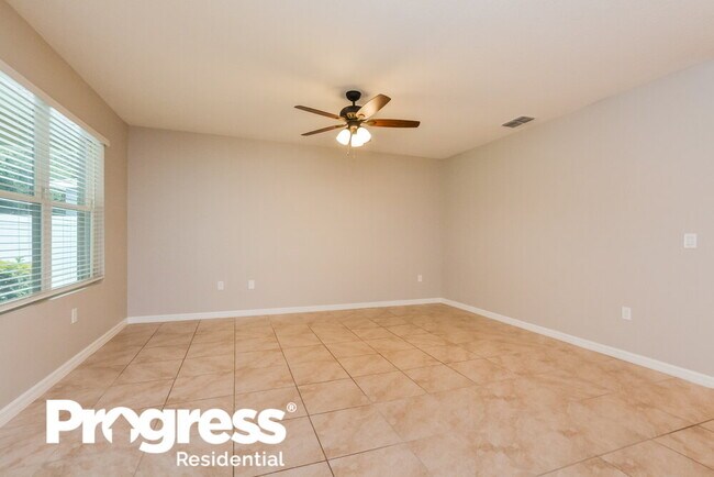 Building Photo - 1730 Point O Woods Ct