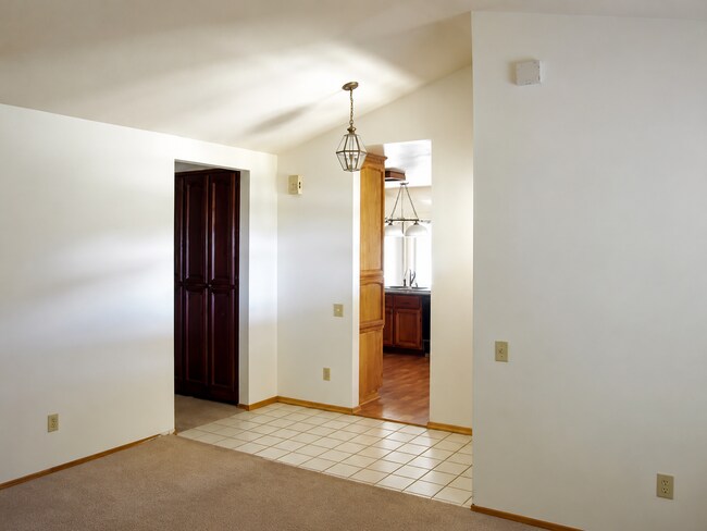 Foto del edificio - Home for Rent – Sacramento, CA (Antelope Rd)