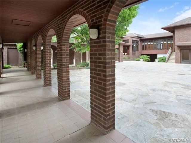 Building Photo - 235 Cleft Rd