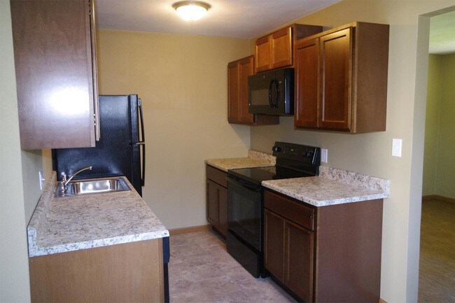 Building Photo - 309 Baltes Dr