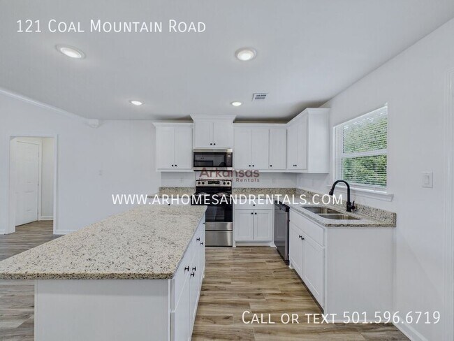 Foto del edificio - 121 Coal Mountain Road-