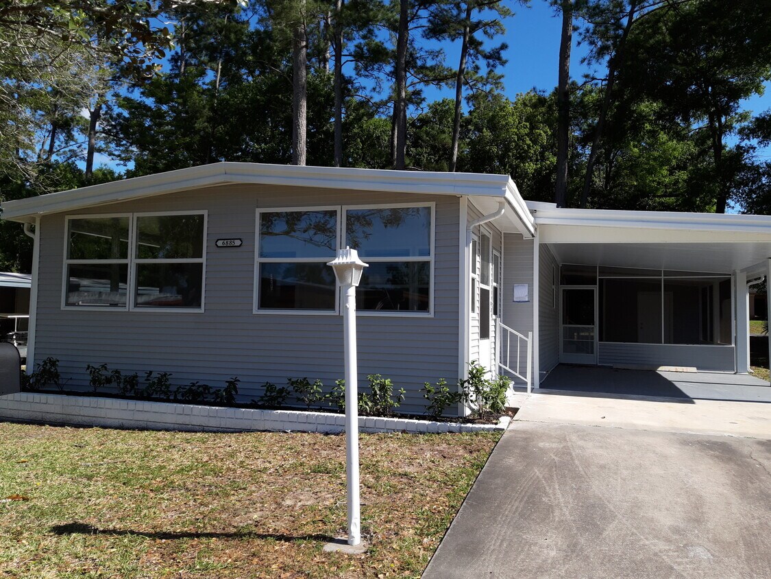 Primary Photo - 6885 Easy St
