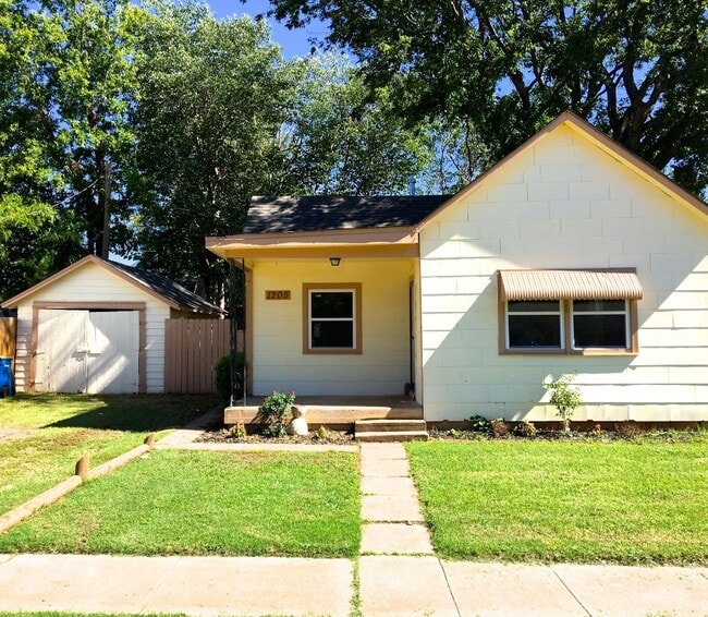 Photo - 1205 S Duncan House