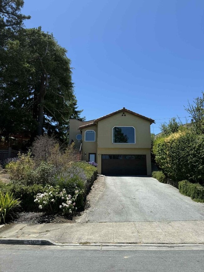 Building Photo - Redwood City Hillside Retreat – 4BR, 3BA w...