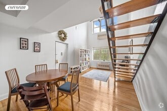 Building Photo - 15 Calder Pl