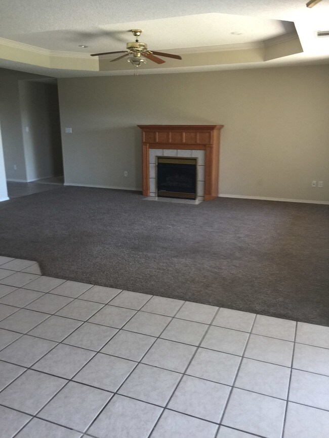 Foto del edificio - 305 Northridge Dr