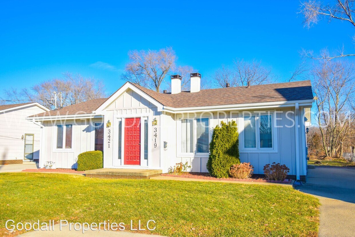 2 br, 1 bath House 3419 Merle Hay Rd House Rental in Des Moines, IA