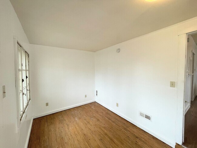 Foto del edificio - Cozy one bedroom home