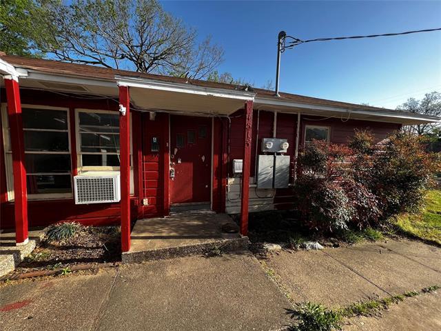 Foto principal - 1513 N Lockhart St