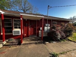 Building Photo - 1513 N Lockhart St