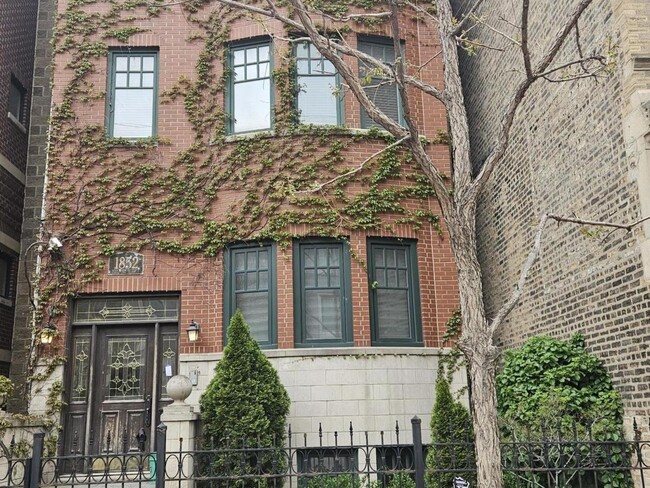 Foto del edificio - 1852 N Halsted St