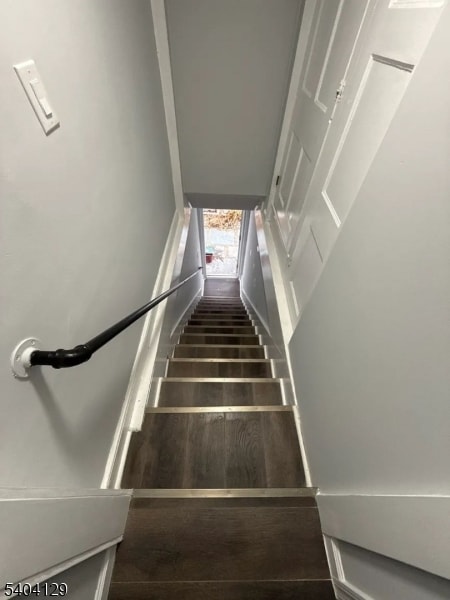 Building Photo - 57 Bridge St