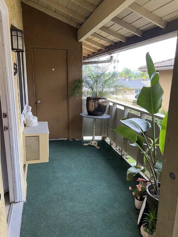 Foto principal - 2041 E Grand Ave