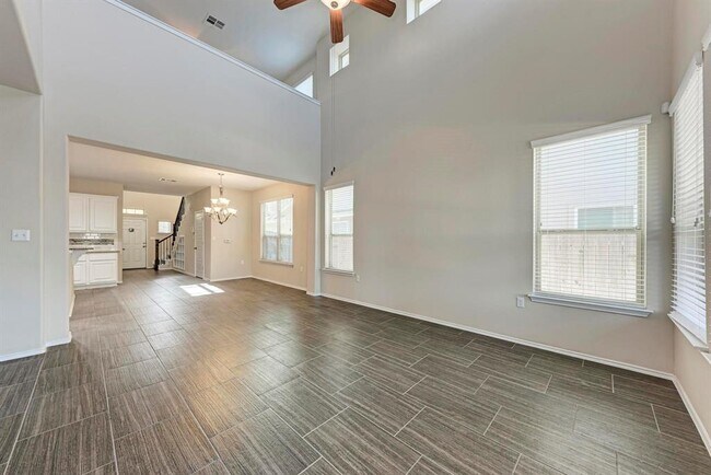 Foto del edificio - 5320 Ingersoll Ln