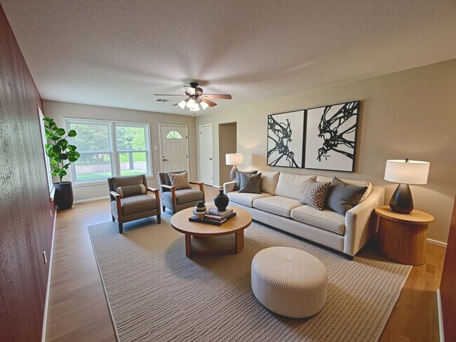 Foto del edificio - 629 Brook Dr